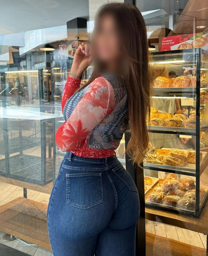 Chica busca chico en Barcelona: 
