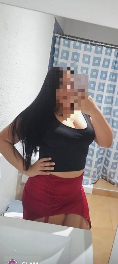 Chica busca chico en Huelva: 