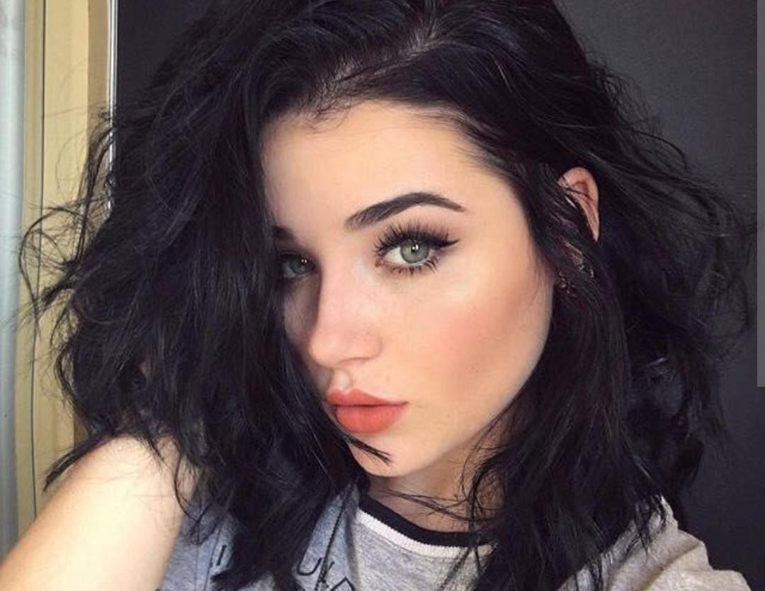 640908902: Chica busca chico en Barcelona
