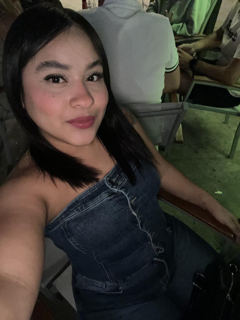 Chica busca chico en Tenerife: 
