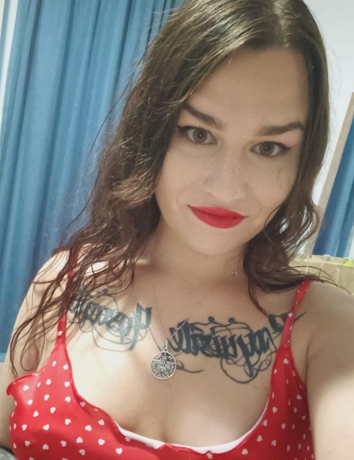 Chica busca chico en Sevilla: 
