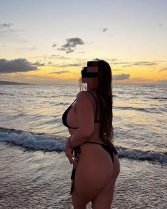 631844041: Chica busca chico en Lérida