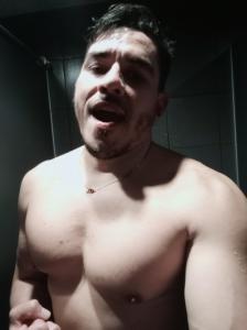 643018498: Chica busca chico en Málaga