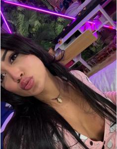 692226424: Chica busca chico en Granada