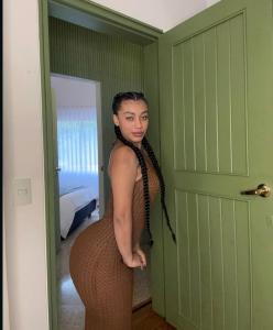 607067059: Chica busca chico en Madrid