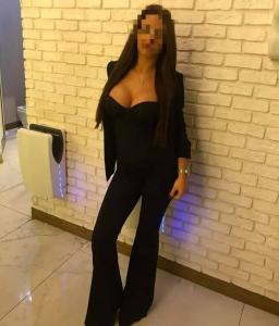 611223267: Chica busca chico en Madrid