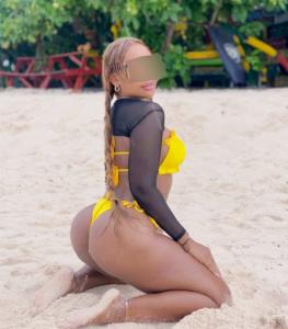 612238180: Chica busca chico en Navarra