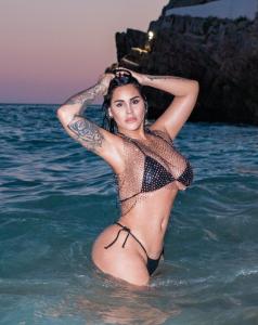 632461856: Chica busca chico en Barcelona