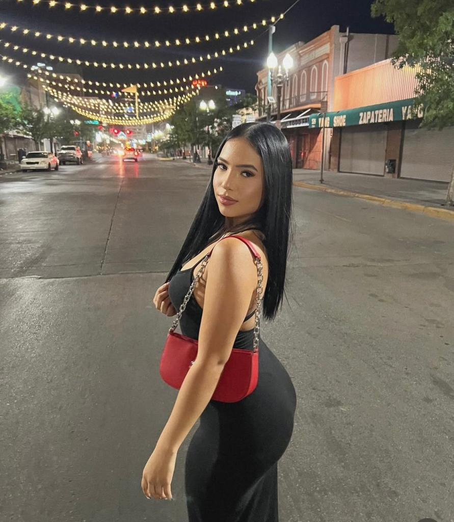 Chica busca chico en Barcelona: 