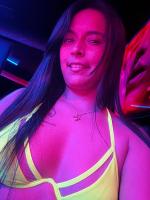 664348831: Chica busca chico en Almería