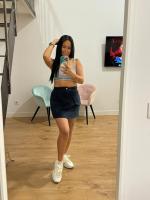 664348831: Chica busca chico en Almería