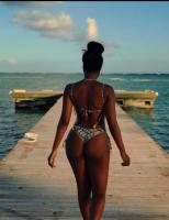 643073285: Chica busca chico en Cádiz