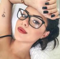 640908902: Chica busca chico en Barcelona
