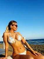 664223877: Chica busca chico en Ibiza
