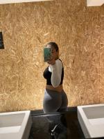 607038602: Chica busca chico en Madrid
