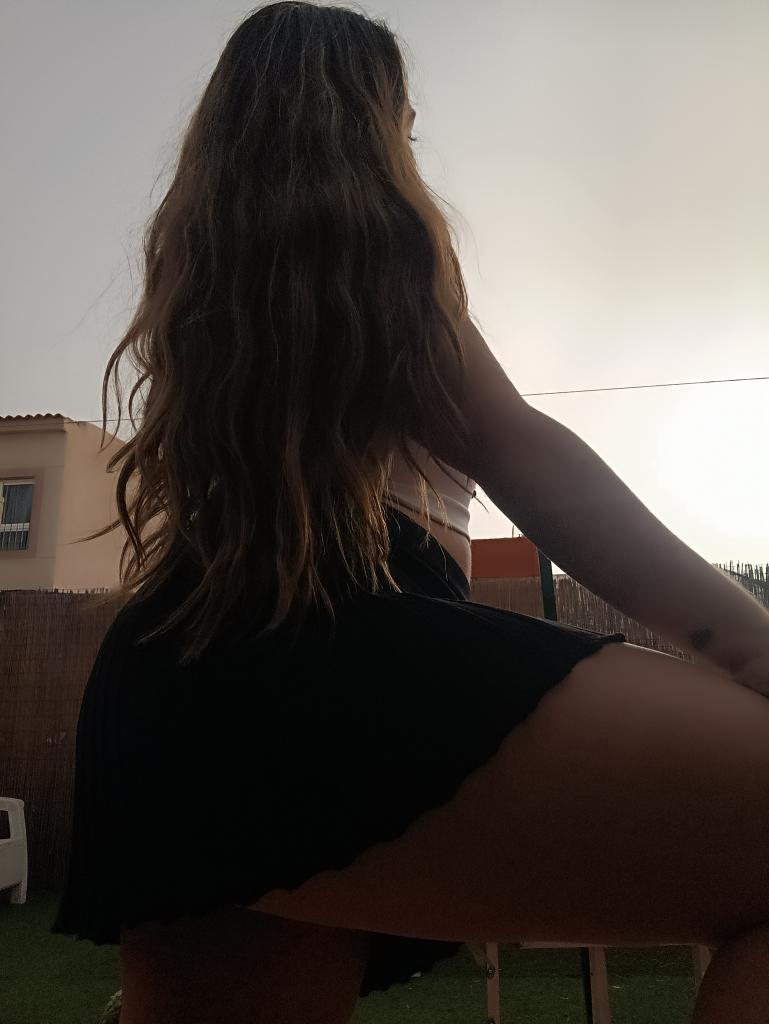 664043341: Chica busca chico en Las Palmas