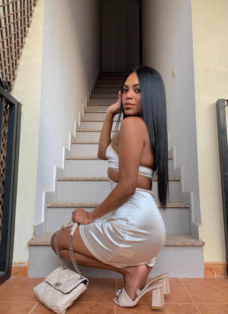 603295203: Chica busca chico en Almería