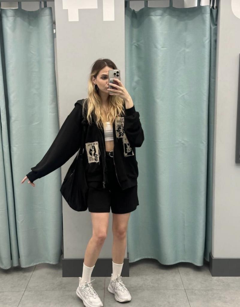642521405: Chica busca chico en Almería