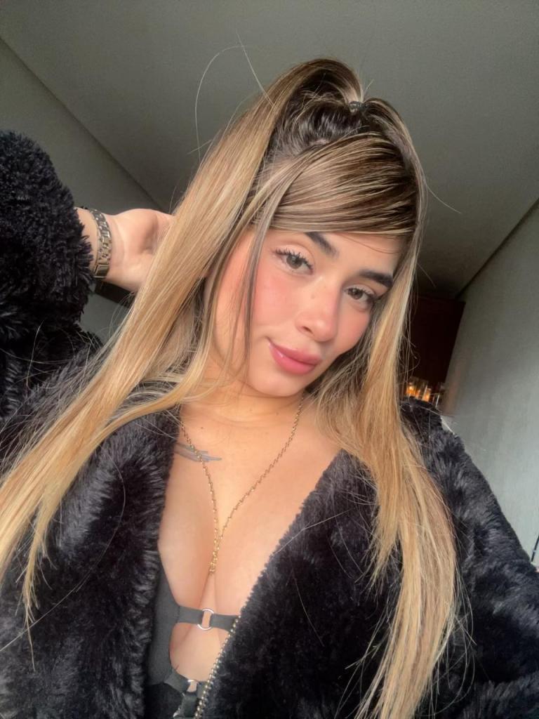 633062400: Chica busca chico en Navarra