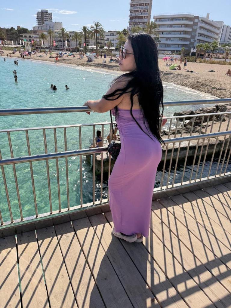 697399726: Chica busca chico en Madrid