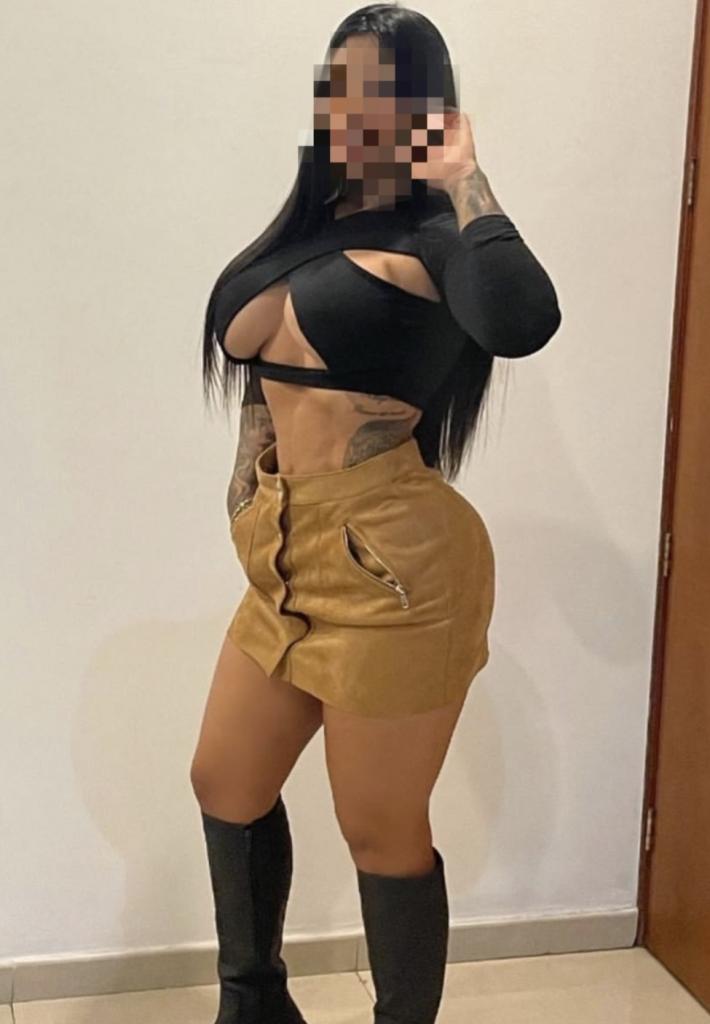 Chica busca chico en Orense: 