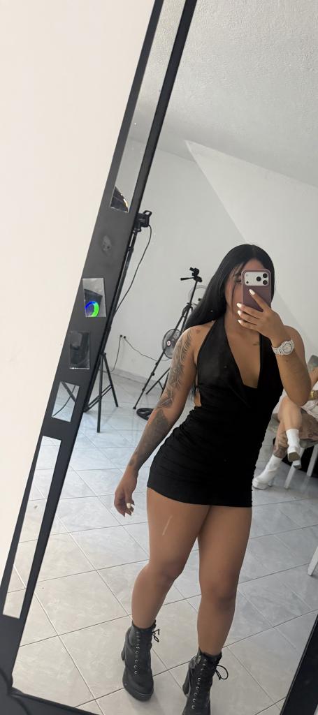 613744093: Chica busca chico en Murcia