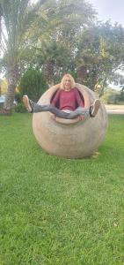 613947676: Chica busca chico en Mallorca