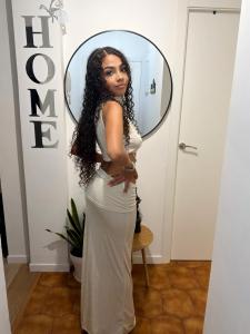627496885: Chica busca chico en Zaragoza