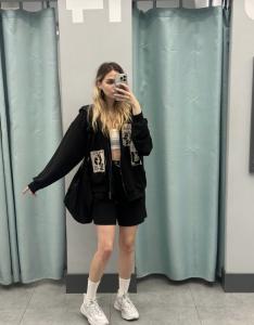 642521405: Chica busca chico en Almería