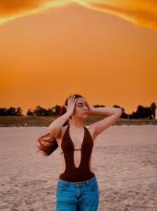 743031076: Chica busca chico en Valencia