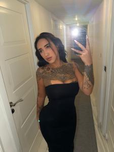673025429: Chica busca chico en Madrid