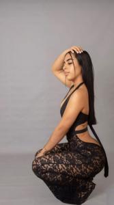 613744093: Chica busca chico en Murcia
