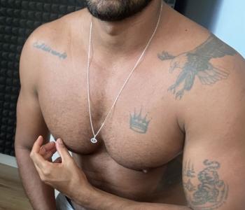 632913538: Chico busca chica en Barcelona