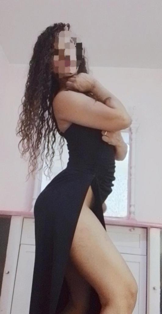 Chica busca chico en Granada: 