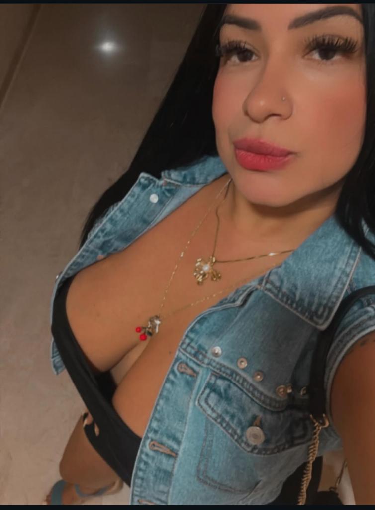 Chica busca chico en Tenerife: 