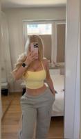 697718528: Chica busca chico en Navarra