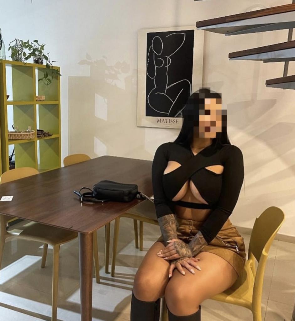 Chica busca chico en Orense: 