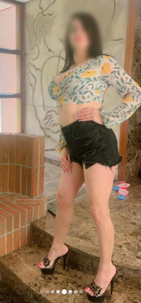 Chica busca chico en Barcelona: 