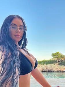 Chica busca chico en Menorca: 