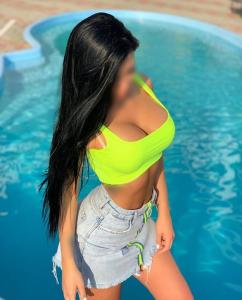 Chica busca chico en Ibiza: 