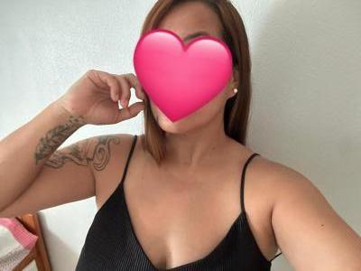 Chica busca chico en Almería: 
