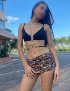 Chica busca chico en Ibiza: 