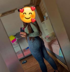 Chica busca chico en Barcelona: 