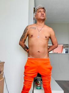 Chico busca chica en Barcelona: 