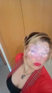 698657078: Chica busca chico en Gerona