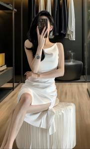 617704313: Chica busca chico en Madrid