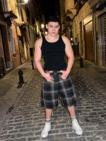 688753947: Chico busca chica en Madrid