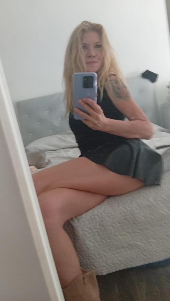 Chica busca chico en Alicante: 