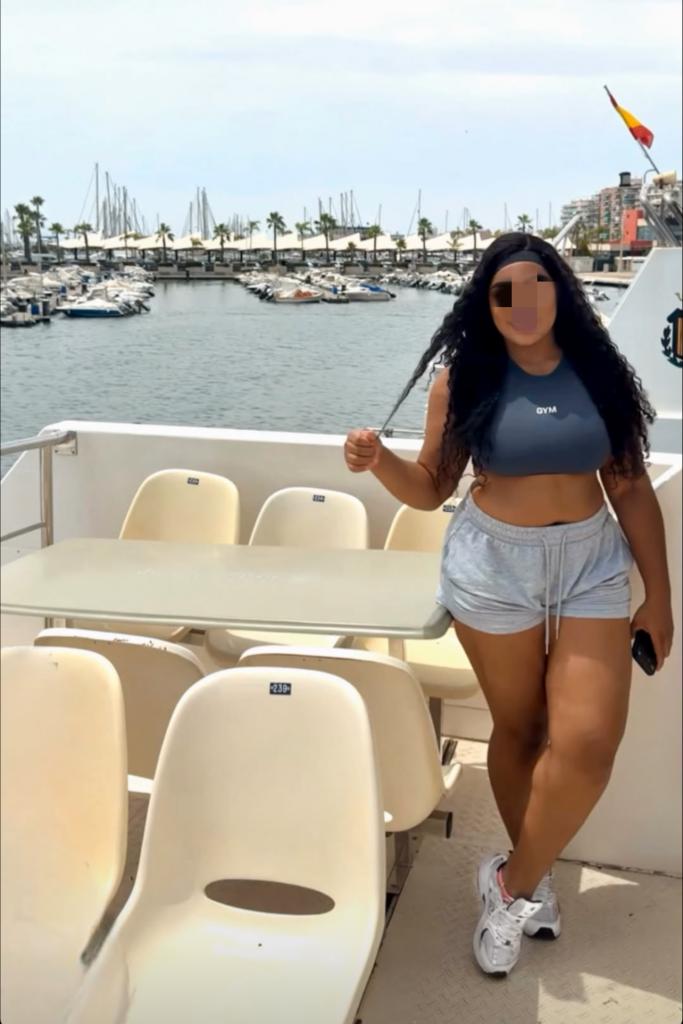 Chica busca chico en Murcia: 