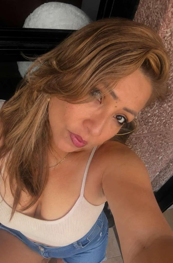 Chica busca chico en Murcia: 